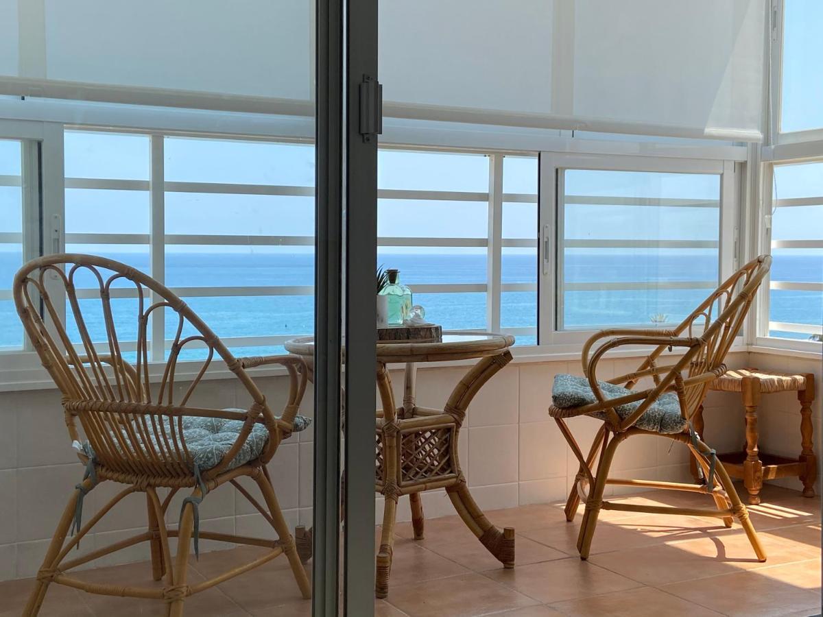 Piso Exclusivo En Primera Linea De Playa Apartment Torre Del Mar Exterior photo